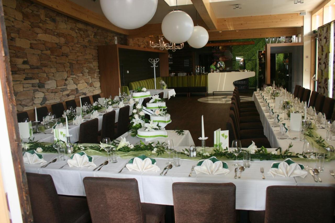 Restaurant Gaestehaus Seiger Sankt Lorenzen bei Knittelfeld المظهر الخارجي الصورة