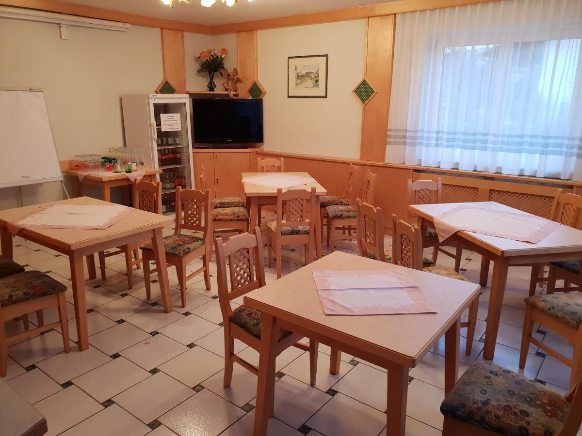 Restaurant Gaestehaus Seiger Sankt Lorenzen bei Knittelfeld المظهر الخارجي الصورة